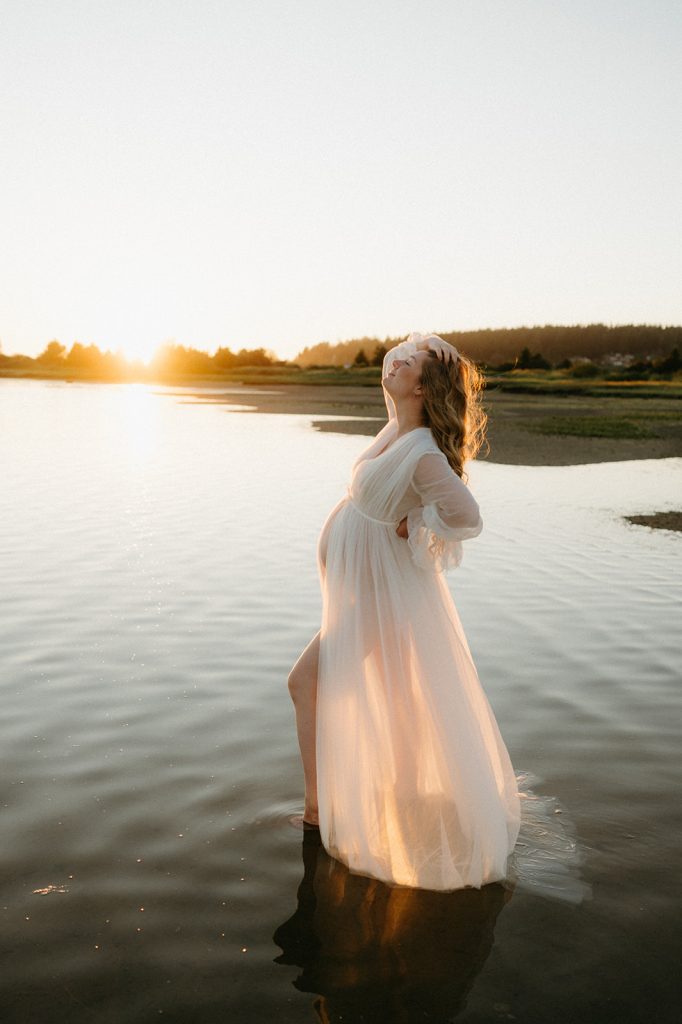 beach Vancouver maternity session