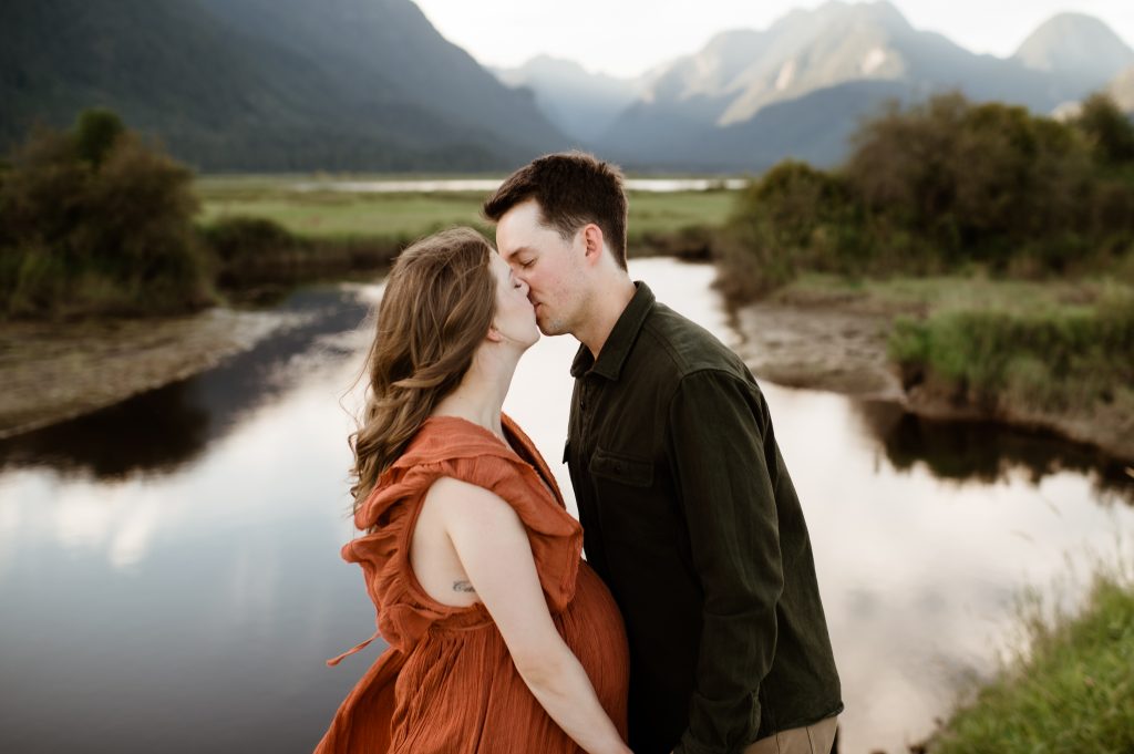 couple kissing pitt lake lower mainland bc
