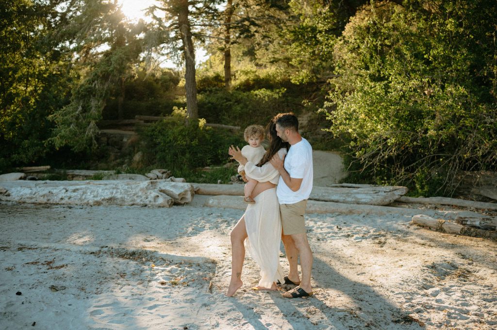 Victoria beach family maternity photography