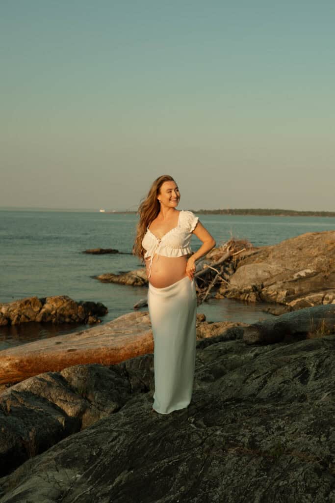 oak bay maternity beach photography session